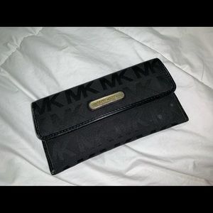 Michael Kors wallet
